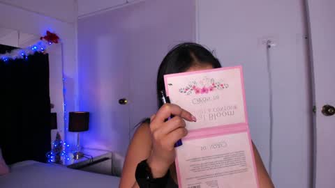 Snapshot of mia_garcia2 chatting on December 17, 8:54 pm MIA online show from December 17, 8:54 pm