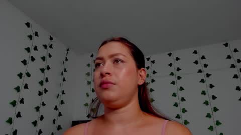 Snapshot of mia_garcia2 chatting on October 22, 9:09 pm MIA online show from October 22, 9:09 pm