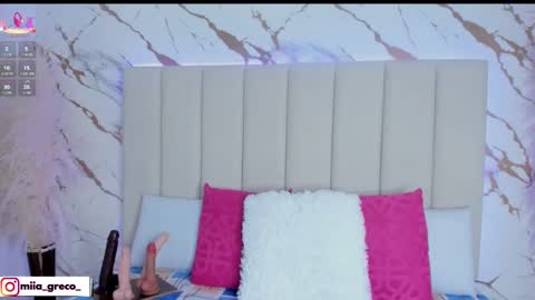 Snapshot of mia_greco_ chatting on September 28, 4:30 am mia_greco_ online show from September 28, 4:30 am