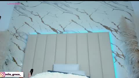 Snapshot of mia_greco_ chatting on September 29, 4:39 am mia_greco_ online show from September 29, 4:39 am