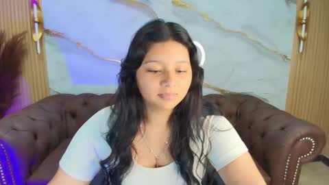 Mia online show from September 14, 12:25 pm