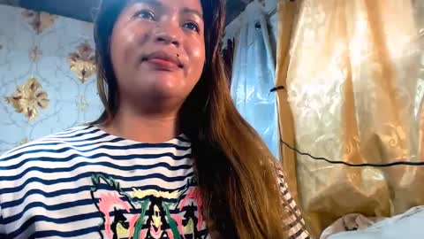 mia online show from December 23, 6:00 am