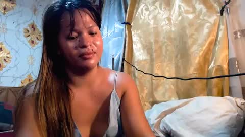 mia online show from December 27, 4:47 am