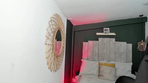 Val  online show from March 11, 7:27 pm