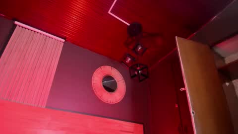 Snapshot of mia_jagger chatting on September 29, 11:59 am Val online show from September 29, 11:59 am