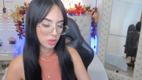    online show from December 20, 1:11 pm