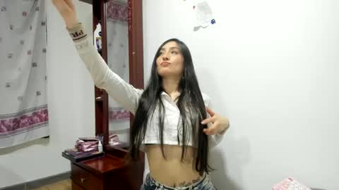 Snapshot of mia_kanee chatting on December 17, 11:16 pm mia kaneee online show from December 17, 11:16 pm
