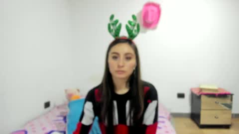 Snapshot of mia_kanee chatting on December 14, 4:12 am mia kaneee online show from December 14, 4:12 am