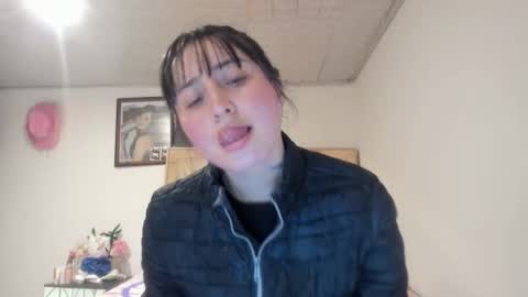 Snapshot of mia_kanee chatting on October 15, 11:51 pm mia kaneee online show from October 15, 11:51 pm