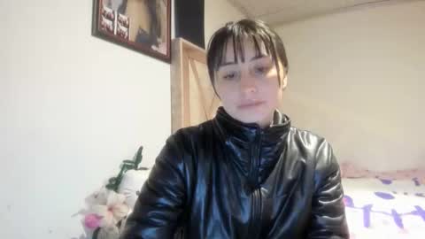 mia kaneee online show from January 5, 11:19 pm