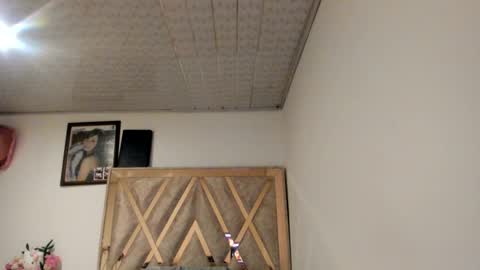 Snapshot of mia_kanee chatting on October 1, 2:05 am mia kaneee online show from October 1, 2:05 am