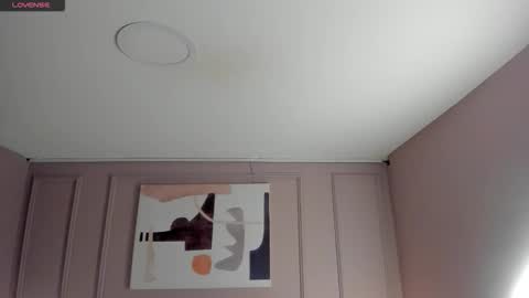 Snapshot of mia_kisses2 chatting on October 11, 3:55 am Mia online show from October 11, 3:55 am