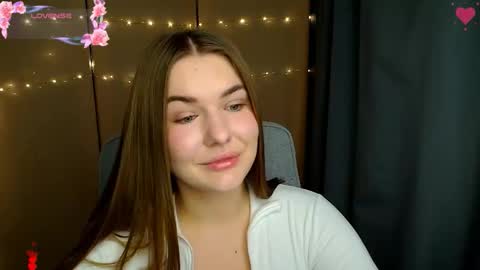 mia_lemm online show from November 26, 9:10 am