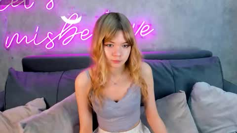 Minnie online show from October 23, 9:48 am