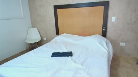 Snapshot of mia_lopez52 chatting on October 2, 6:24 pm MIALOPEZ . Y . online show from October 2, 6:24 pm