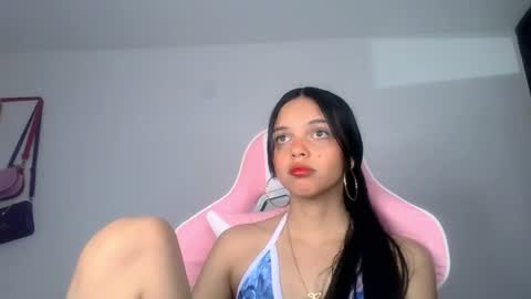 mia lucy 21 online show from July 31, 1:50 am