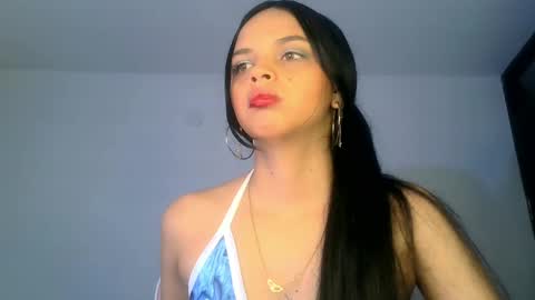 mia lucy 21 online show from June 5, 6:52 am