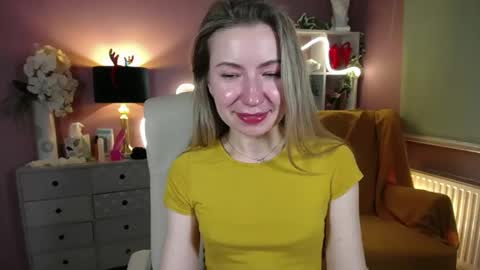 Snapshot of mia_luxx92 chatting on December 29, 6:16 pm Mia online show from December 29, 6:16 pm