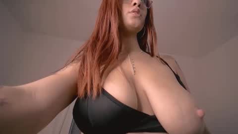 mia independent model online show from January 6, 10:24 pm