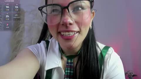 Snapshot of mia_moralez chatting on October 11, 12:52 pm MIA online show from October 11, 12:52 pm