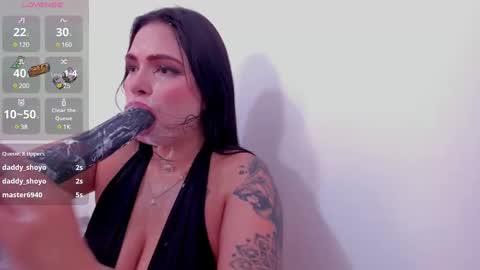 Snapshot of mia_novoa_2 chatting on March 5, 9:06 pm mia novoa online show from March 5, 9:06 pm