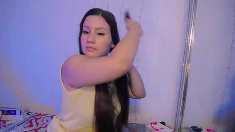 Snapshot of mia_reys chatting on January 5, 12:21 pm mia reys online show from January 5, 12:21 pm