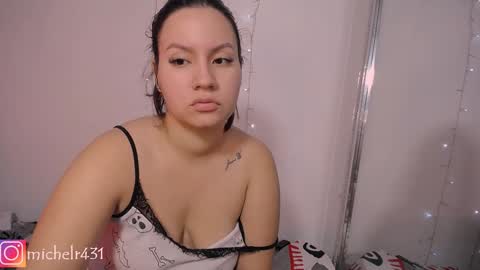 Snapshot of mia_reys chatting on January 22, 11:01 am mia reys online show from January 22, 11:01 am