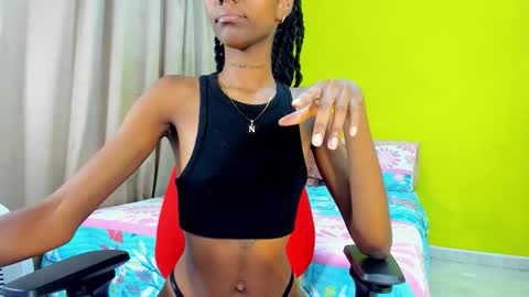 Mia online show from October 14, 7:16 pm