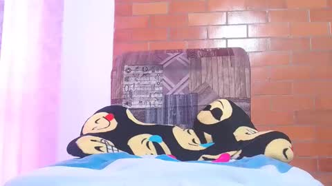 Cintia Rodriguez online show from December 19, 9:16 pm