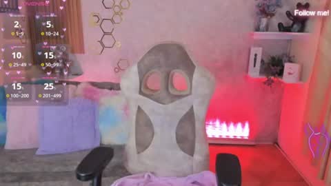 Mia online show from July 3, 1:55 am