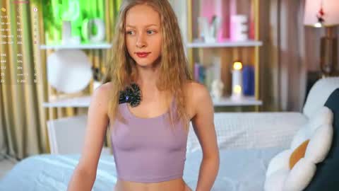 Mia online show from March 19, 3:49 pm