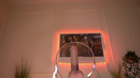 Snapshot of mia_vixen_ chatting on January 23, 3:48 am VixenMia online show from January 23, 3:48 am