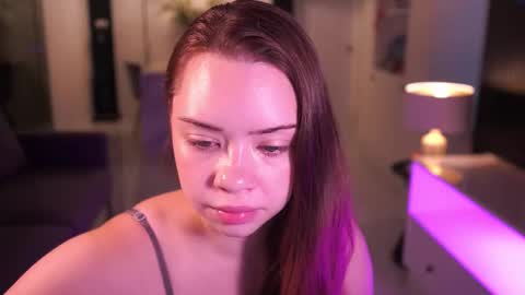 Snapshot of mia_vixen_ chatting on October 17, 4:48 am VixenMia online show from October 17, 4:48 am