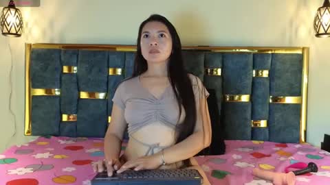 mia_wetts online show from September 10, 8:31 pm
