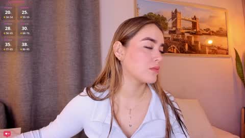 Mia White  online show from January 11, 12:29 pm