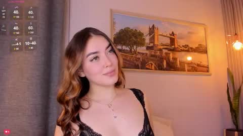 Mia White  online show from December 7, 11:18 am