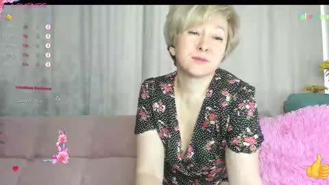 Snapshot of mia_wintermood chatting on February 24, 10:35 am MelaniaMia online show from February 24, 10:35 am