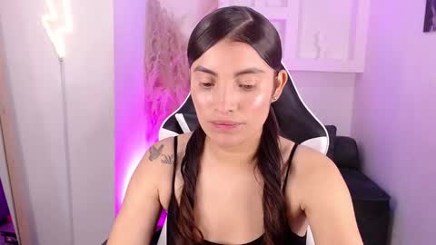 mia_yes_ass online show from September 16, 2:08 am