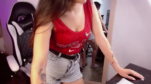 mia_yes_ass online show from September 13, 7:33 pm