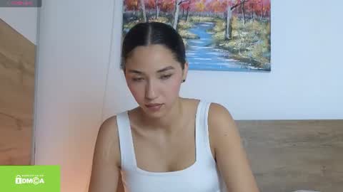 Mia Yuko online show from July 4, 8:05 pm