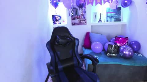       online show from September 30, 12:55 pm