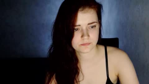 miabrowwn online show from December 18, 6:57 pm