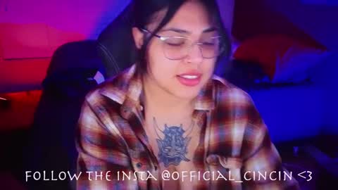 Snapshot of miacanela_xo chatting on February 5, 4:37 am Mia online show from February 5, 4:37 am