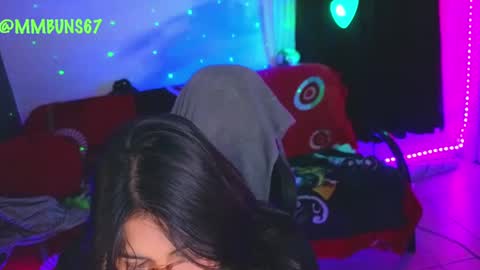 Snapshot of miacanela_xo chatting on October 7, 4:06 am Mia online show from October 7, 4:06 am