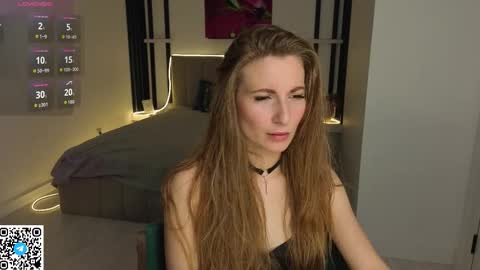 Mia online show from September 14, 7:50 am