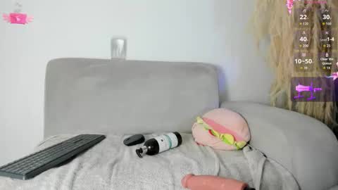 Snapshot of miafisher_ chatting on October 7, 11:03 am Miafisher online show from October 7, 11:03 am