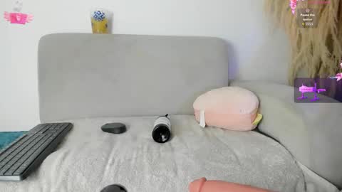 Snapshot of miafisher_ chatting on September 23, 9:51 am Miafisher online show from September 23, 9:51 am