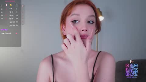 Mia online show from November 27, 3:48 pm