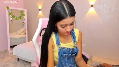 Mia Gomez online show from January 29, 3:37 pm