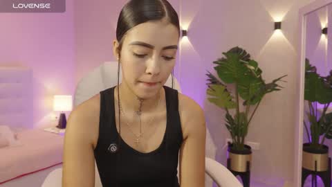 Snapshot of miagomez1 chatting on October 11, 2:20 pm Mia Gomez online show from October 11, 2:20 pm